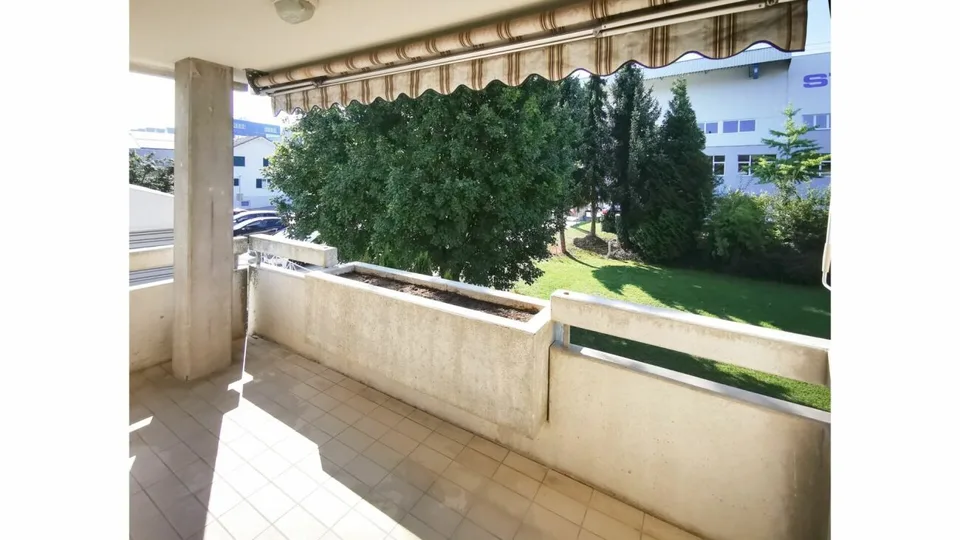 Lots of space to feel good - indoors and outdoors