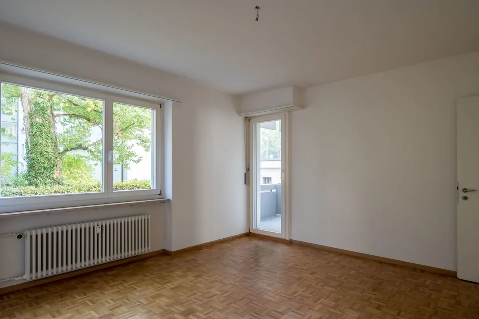 Entre Gartenbad Bachgraben et Kannenfeldpark - appartement de 3 pièces confortable au 3e étage