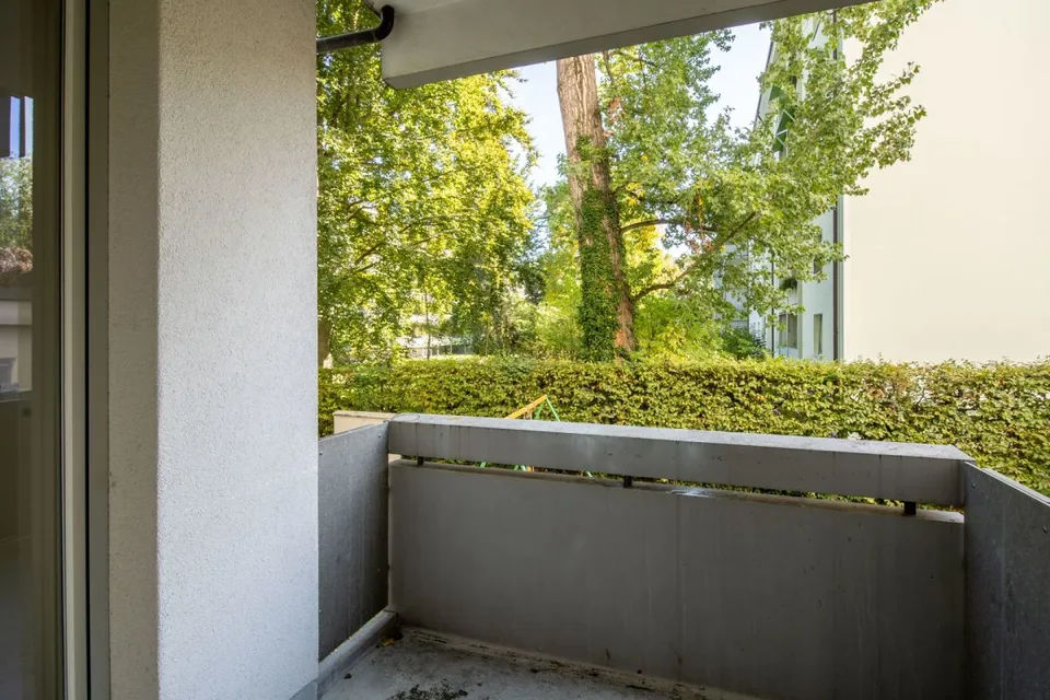 Entre Gartenbad Bachgraben et Kannenfeldpark - appartement de 3 pièces confortable au 3e étage