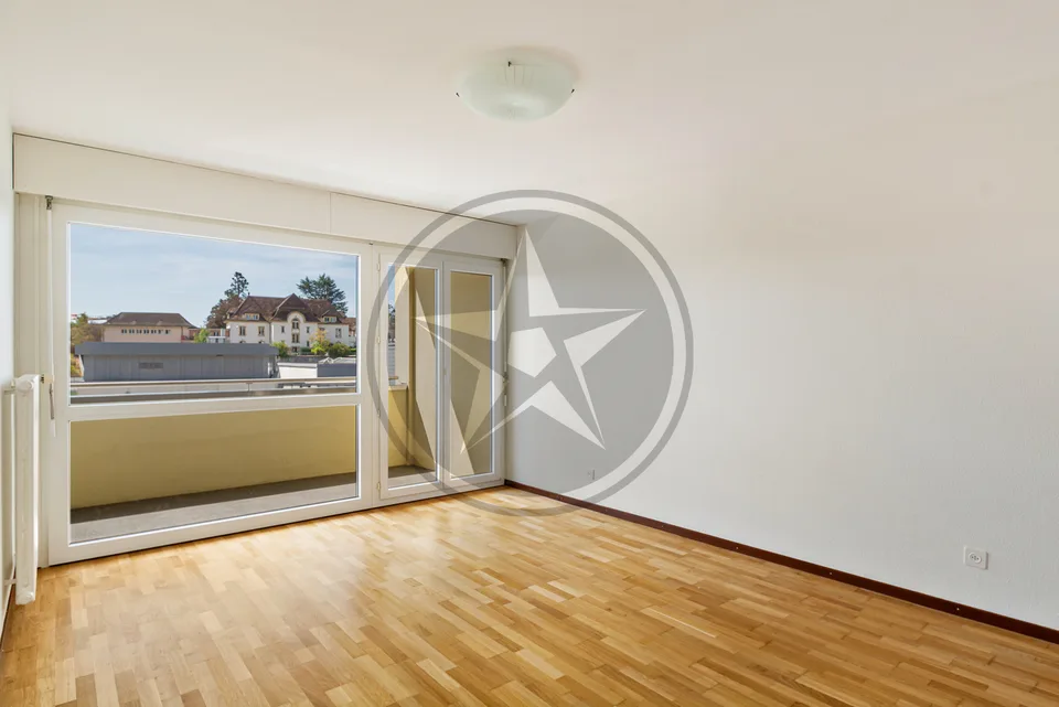 3,5 Zimmer mit Balkon, Seeblick und Garage - nur für Investoren reserviert