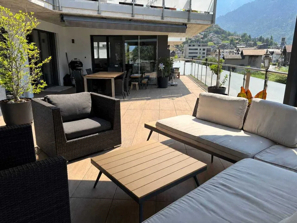 Neuwertige Terrassenbau-Wohnung in Lalden zu verkaufen