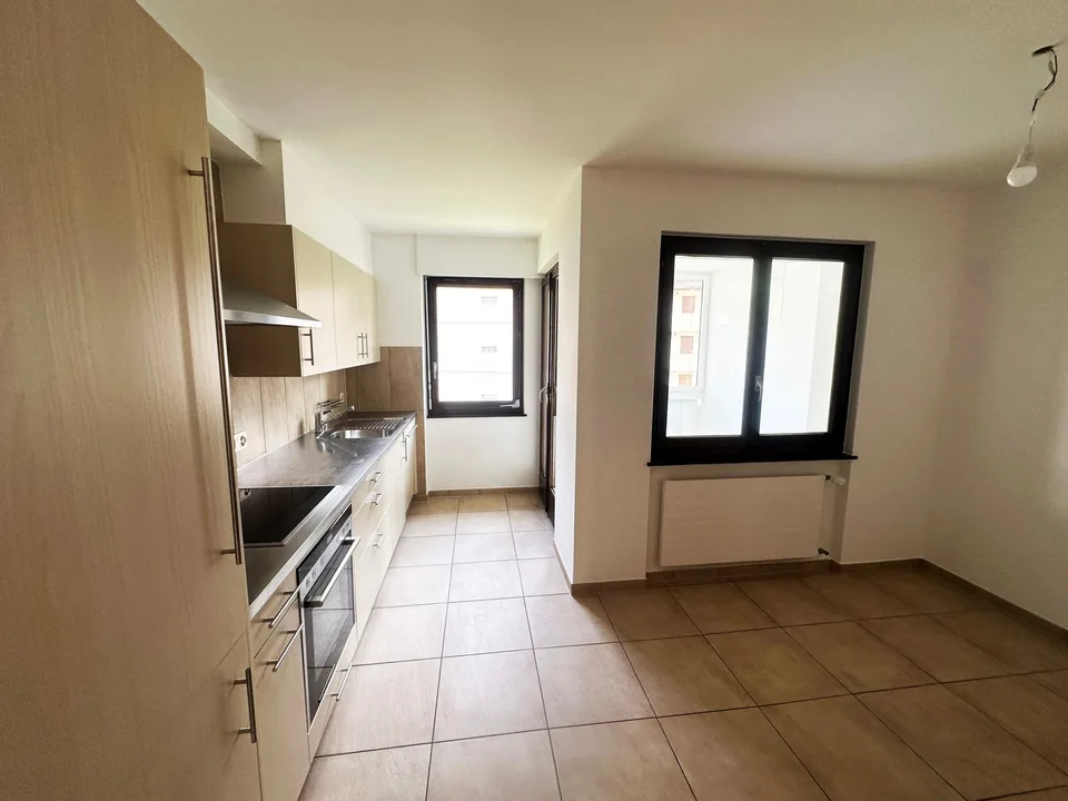 Sion, appartement de 4.5 pièces proche du quartier Art-de-Vivre,  avec garage-box et place de parc