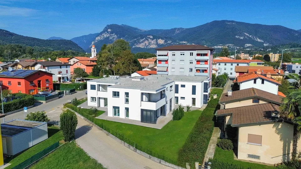 Nouveau 3.5 pièces à revenu à Genestrerio