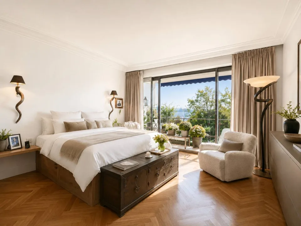 In the heart of Ouchy, 7-room apartment with lake view