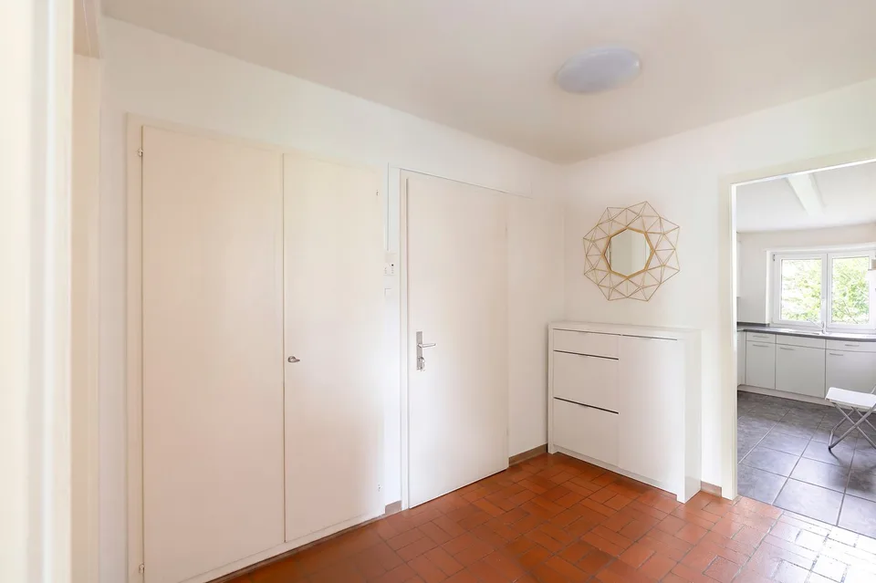 Fully rented multi-family house in a central residential area in Dübendorf