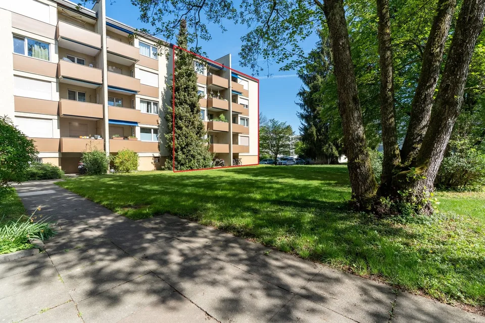 Fully rented multi-family house in a central residential area in Dübendorf