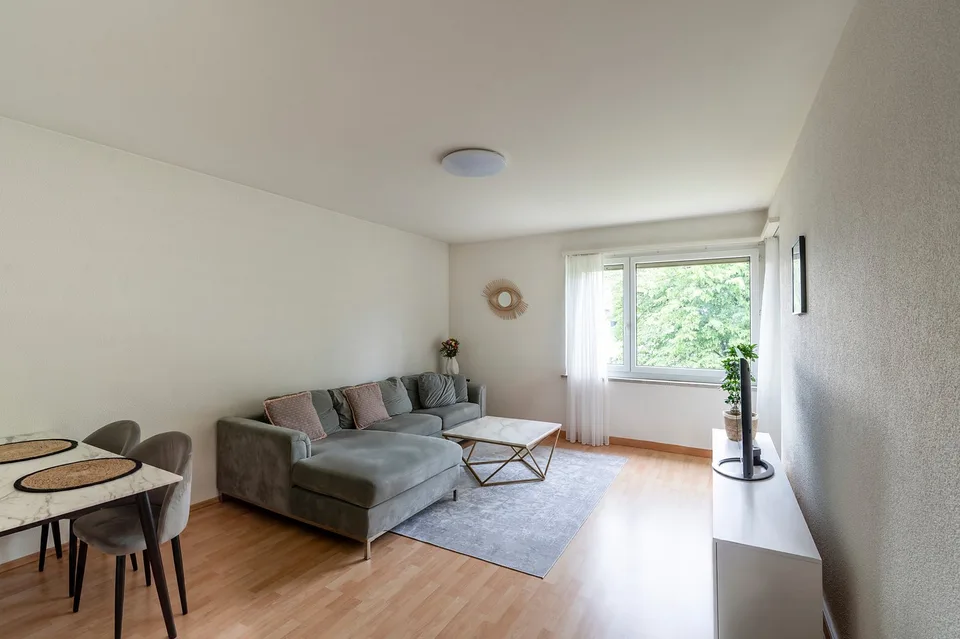 Fully rented multi-family house in a central residential area in Dübendorf