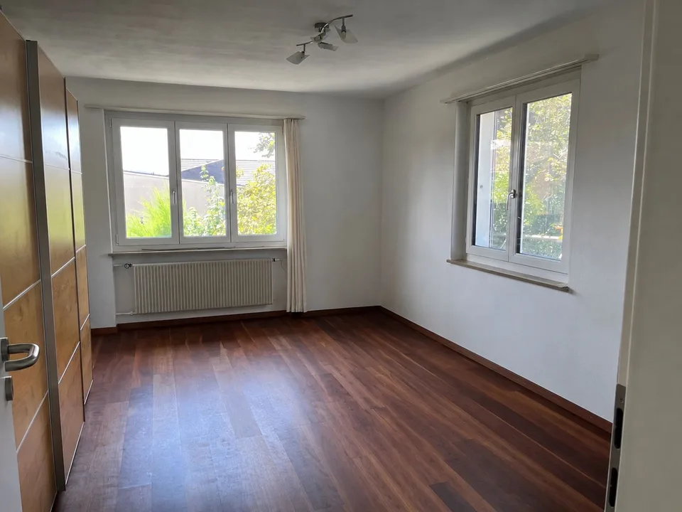 Möbliertes-Einfamilienhaus zur Miete von September 2026-Juli 2027
