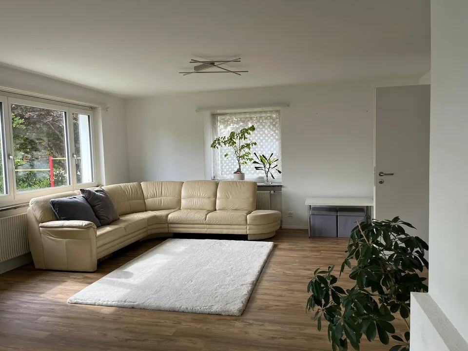 Möbliertes-Einfamilienhaus zur Miete von September 2026-Juli 2027