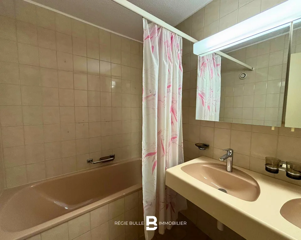 Bel appartement de 4,5 pièces avec jardin privatif