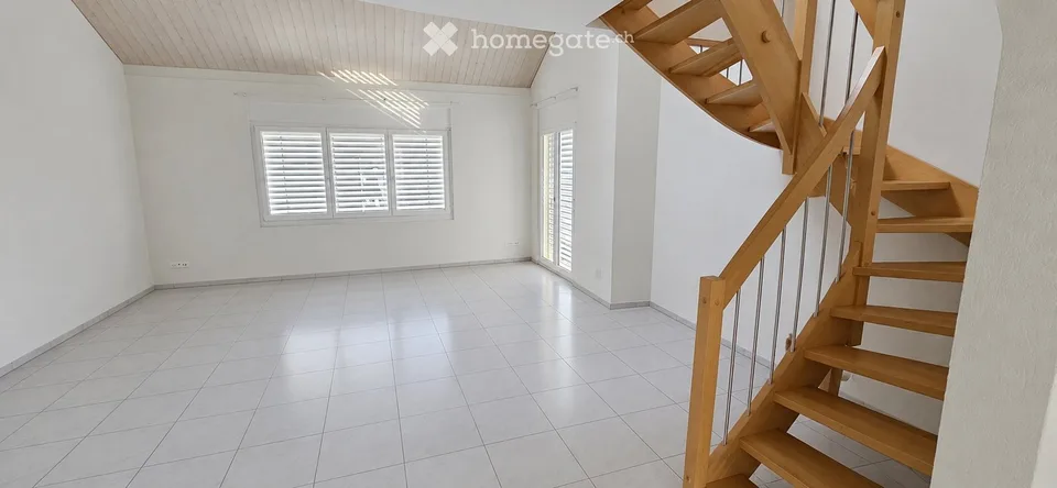 Charmante 3.5-Zimmer-Maisonette-Wohnung in Oberrüti – sofort verfügbar!