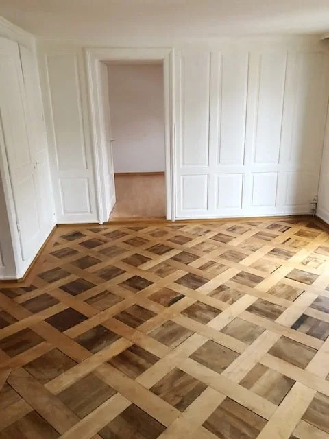 grosszügige 4 Zimmer-Wohnung mit super Aussicht, zwei Balkone und renoviertem Bad