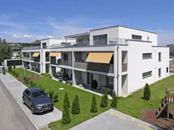 Moderne Attikawohnung mit grosser Terrasse in Bützberg
