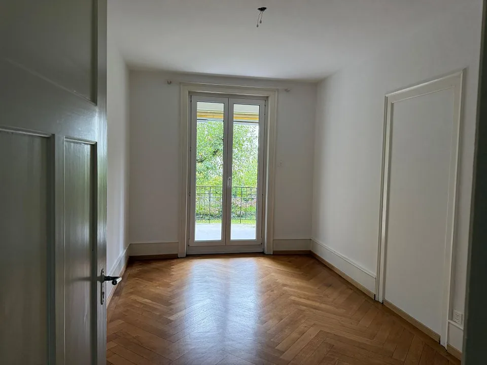4-Bedroom Apartment, Ground Floor