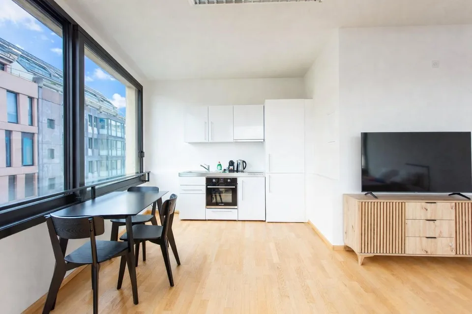 Atelier meublé au cœur de Bâle, entre Barfüsserplatz et Steinenvorstadt