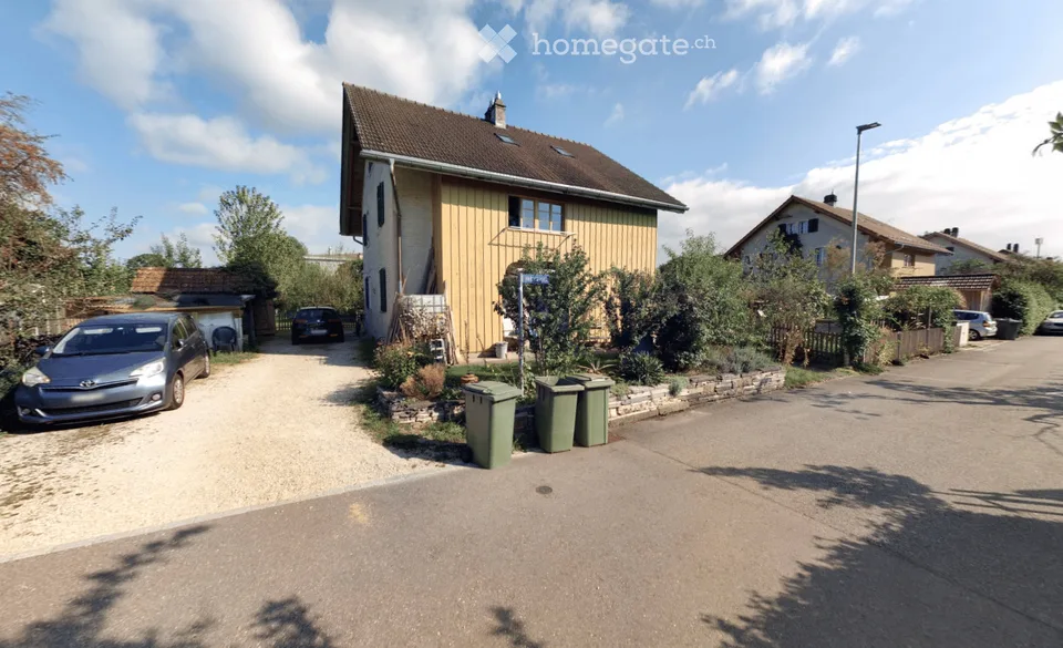 Charmantes 9.5-Zimmer-Zweifamilienhaus in Derendingen