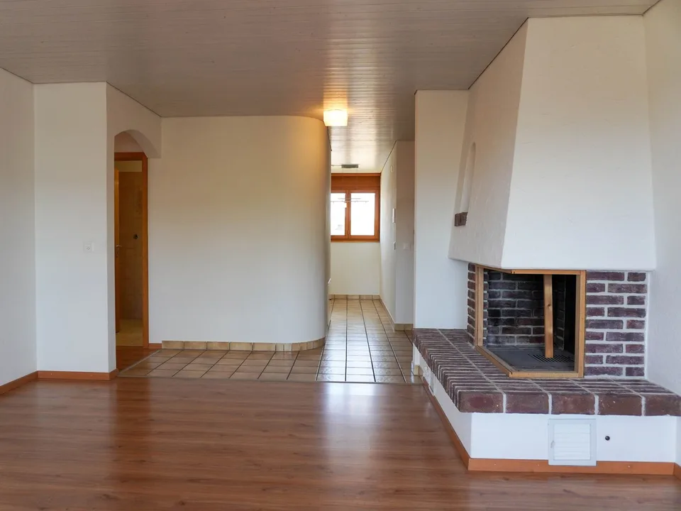Central living in Wohlen: Bright 3½-room apartment with balcony