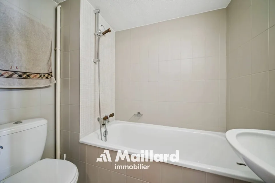 OHNE HITZE ! Schönes 3.5-Zimmer-Apartment in Les Rasses