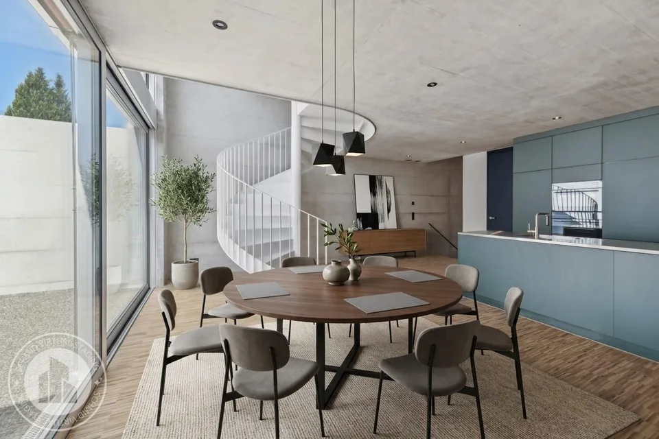 Abitazione in townhouse di lusso con atrio mozzafiato e design moderno