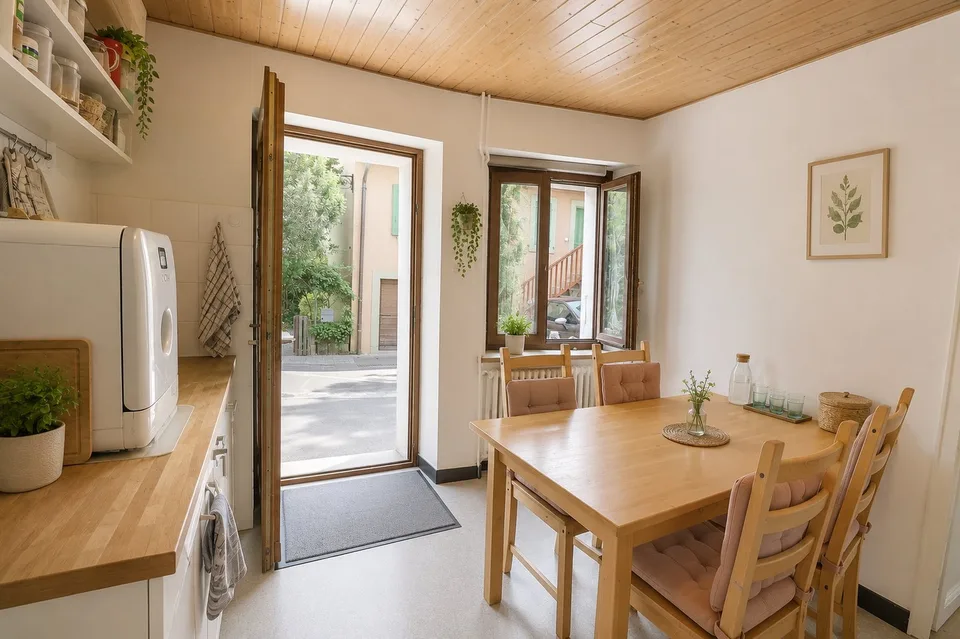 Grande maison idéalement située en viager semi occupé sans rente