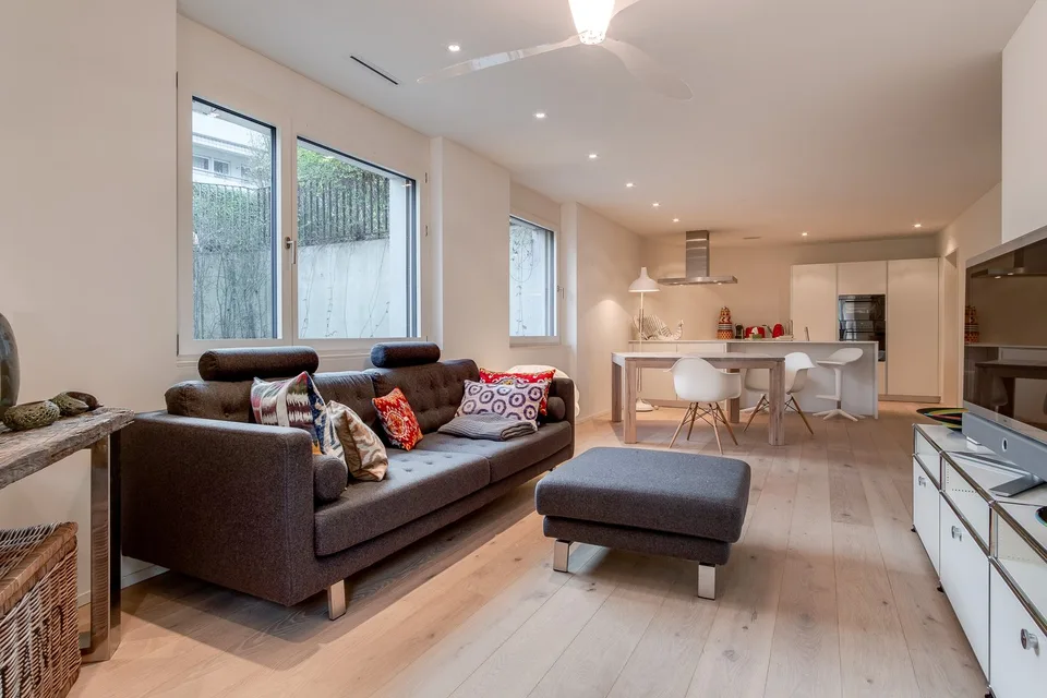 Appartement moderne 2.5 pièces avec certificat Minergie dans un quartier calme à Zurich-Witikon