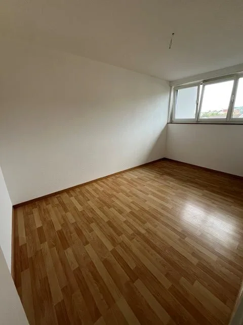 Beautiful and spacious 4 1/2 room apartment in a good location