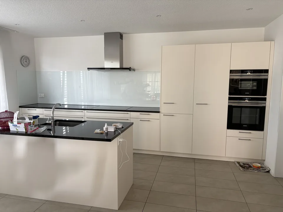 Appartement en attique moderne 4.5 pièces avec grande terrasse