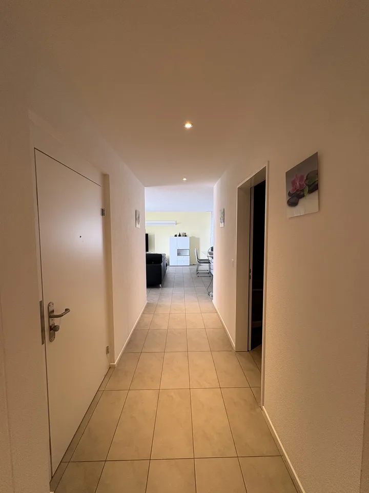 Appartement en attique moderne 4.5 pièces avec grande terrasse