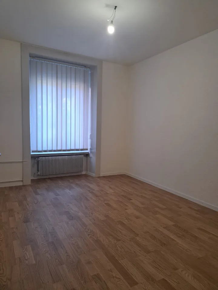 Beautiful 3-room apartment on the raised ground floor in Le Locle