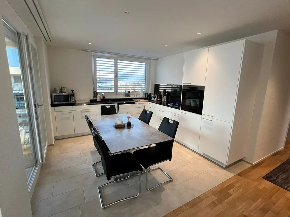 Exclusive 4.5-room attic apartment with spacious terrace in a quiet residential area in Rothrist