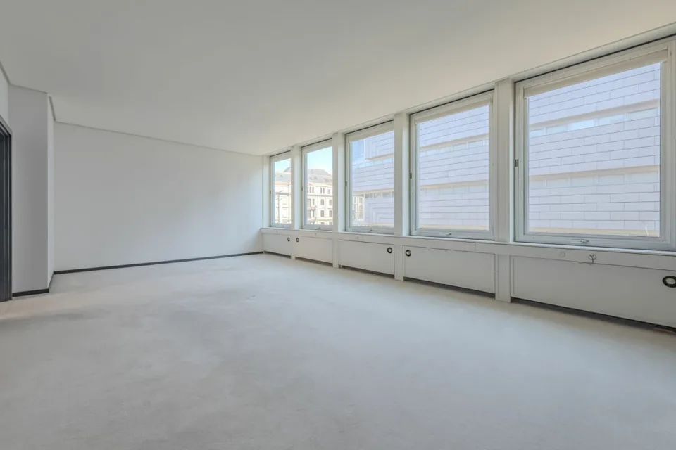 Bright office spaces for rent, in the centralmost district of Zurich