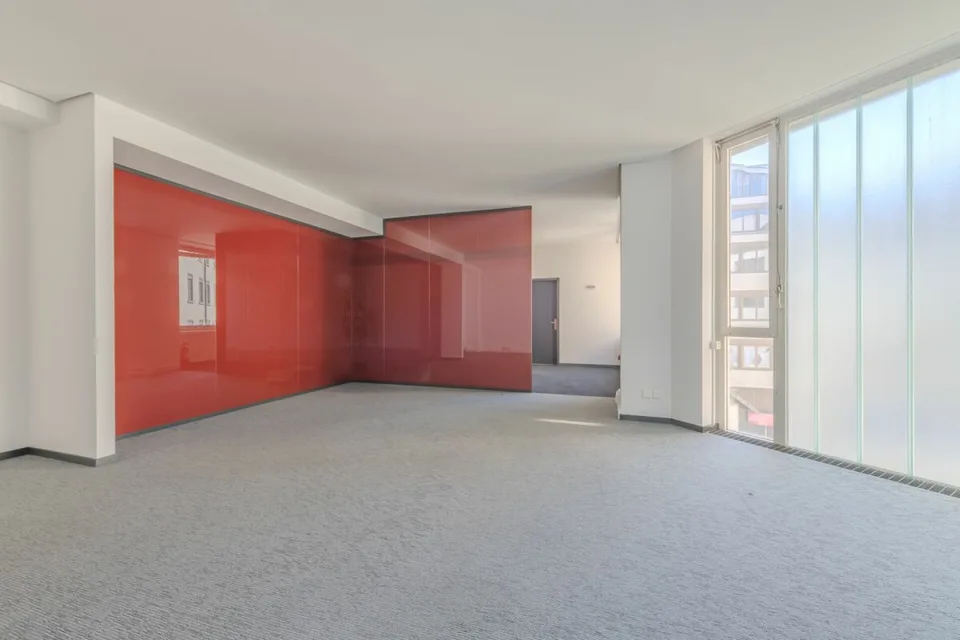 Bright office spaces for rent, in the centralmost district of Zurich