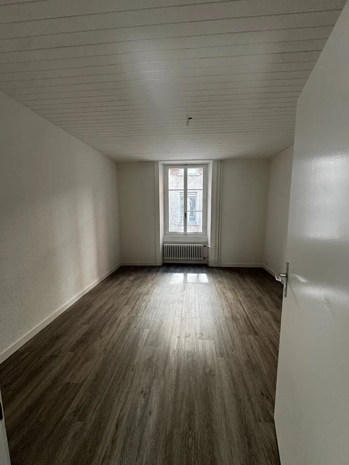 Charming 4-room apartment in an old building on Bireggstrasse, Lucerne