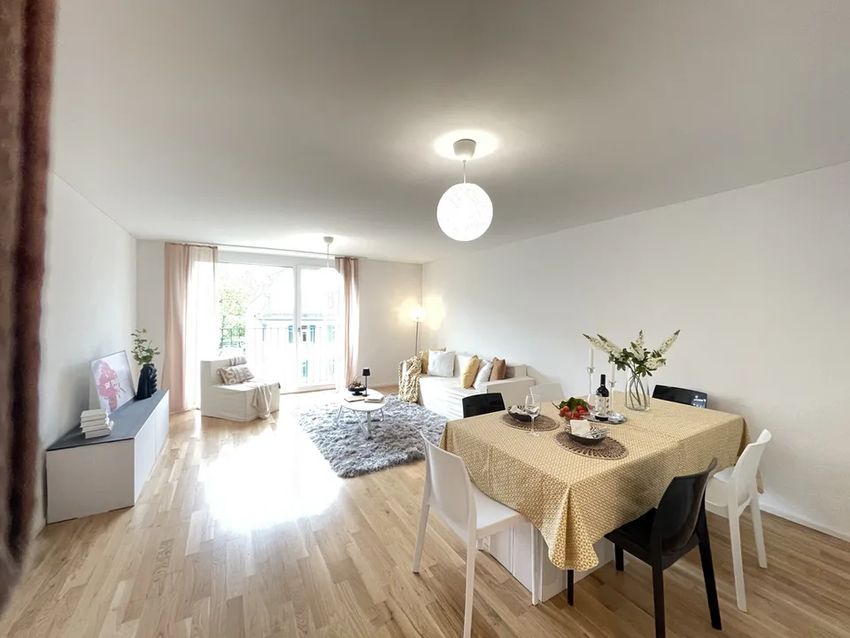 Neuwertige, moderne Wohnung für Singles oder Paare