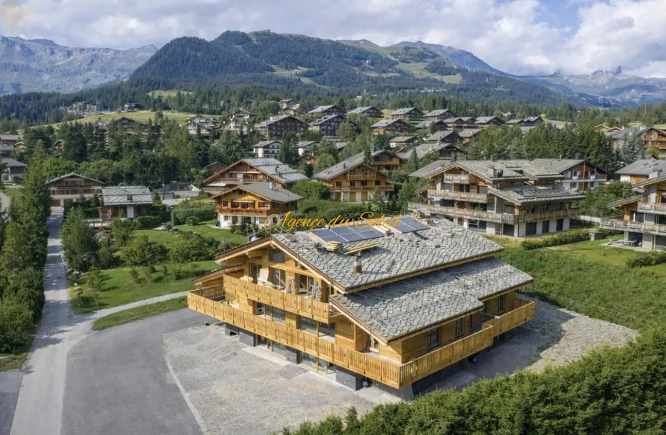 Appartement de standing de 4,5 pièces, neuf et idéalement situé à Crans !