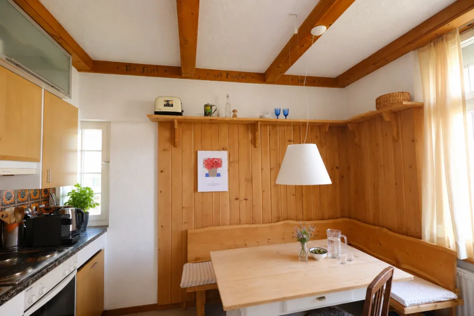 GROSSEN IMMOBILIEN - Casa unifamiliare a sé stante con laboratorio, atelier o studio