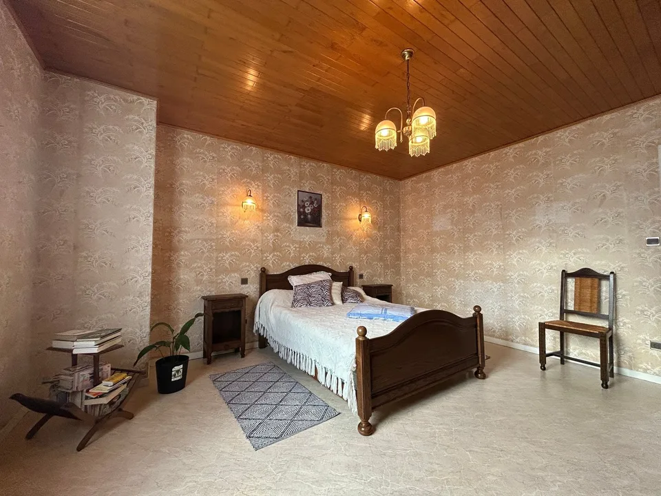 7.5-Zimmer-Landhaus mit 1 ha Grundstück in Monthureux-sur-Saône (FR) nähe Basel und Boncourt