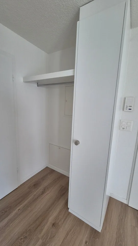 LOCATAIRE RECHERCHÉ - appartement rénové dans un quartier calme