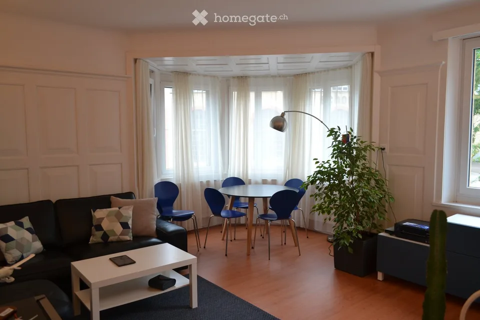 Modern 3.5-room apartment for rent near train station and old town