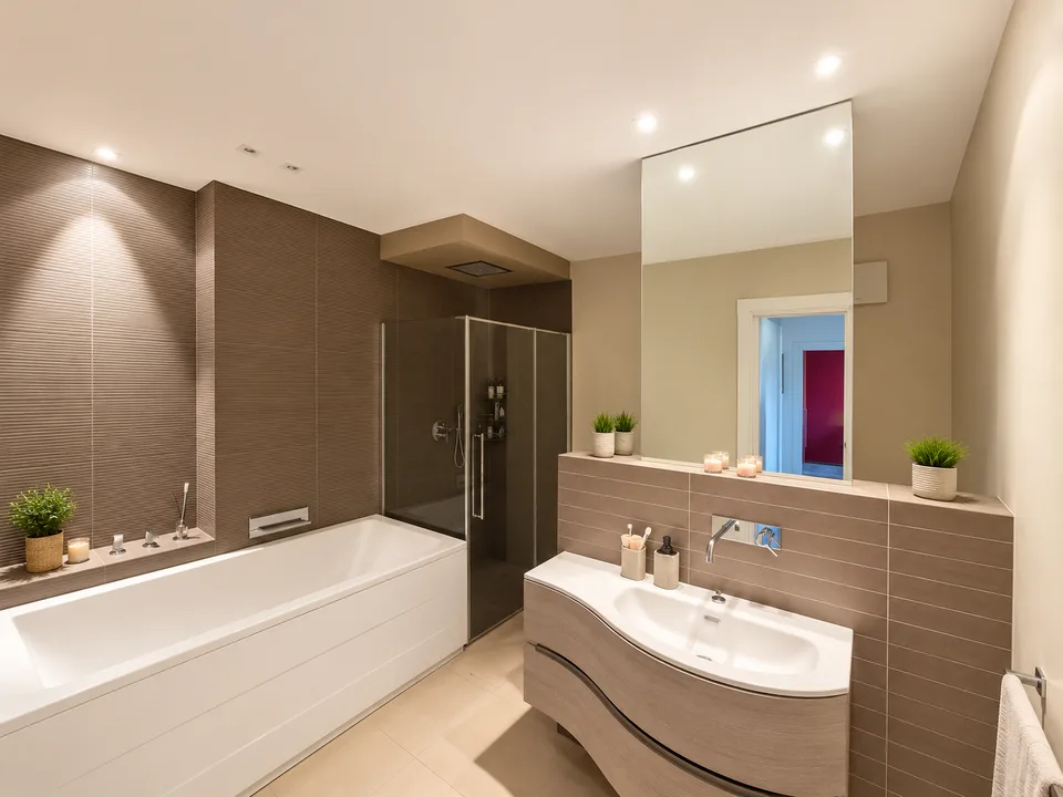 Villa moderne de 6.5 pièces avec grand jardin à Stabio