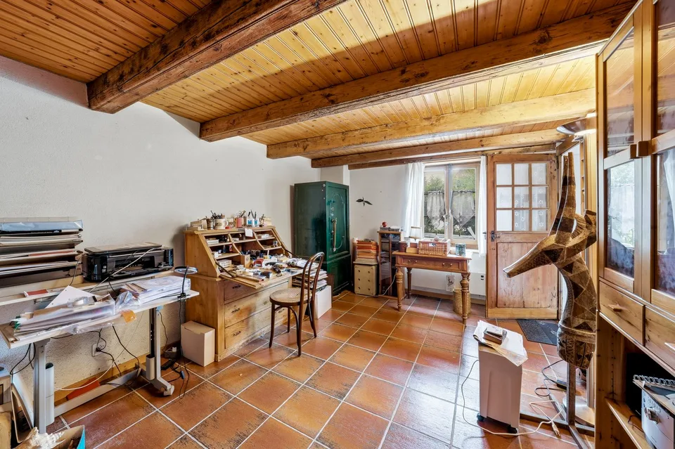 Einfamilienhaus mit 9,5 Zimmern in Villars-Mendraz