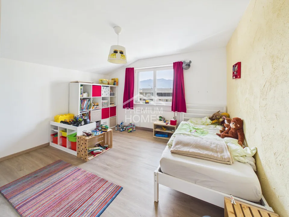 WO KINDERLACHEN ZU HAUSE IST