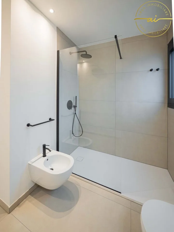 Appartement moderne 2.5 pièces avec des finitions de qualité à Locarno
