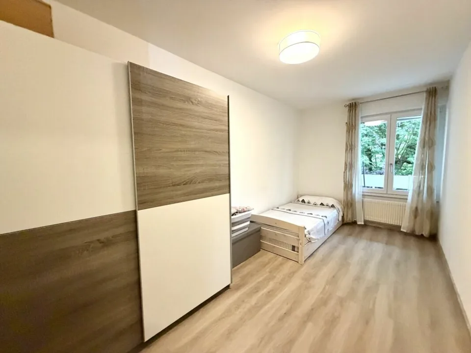 Completely renovated 4.5-room apartment in a good location