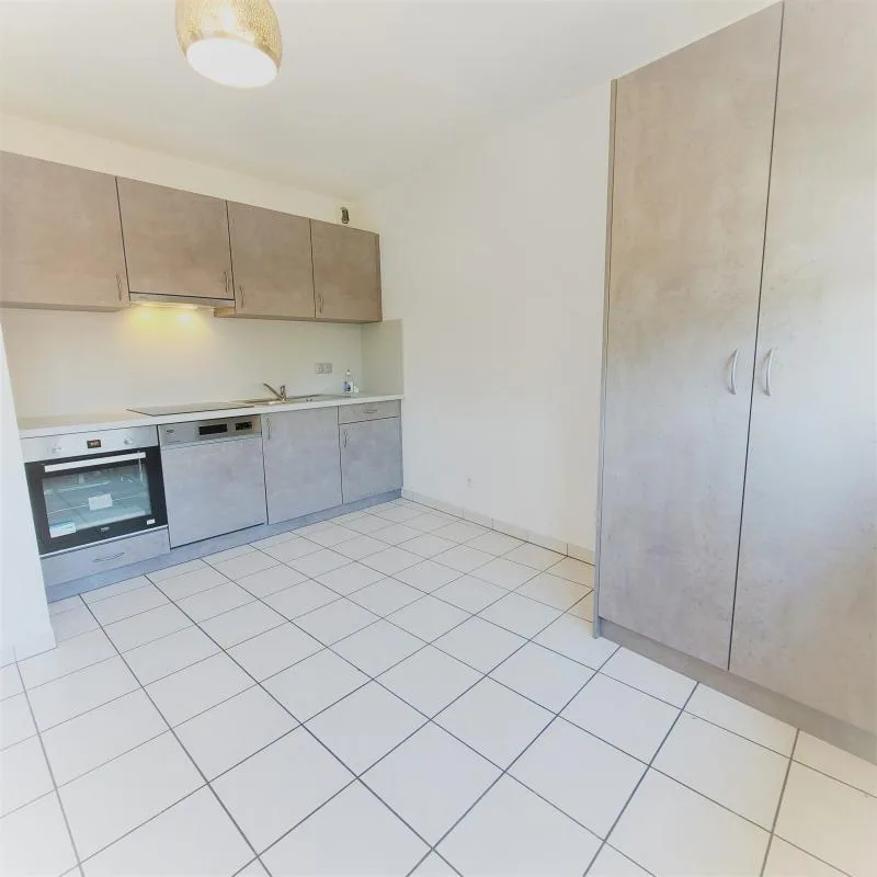 Spacieux F3 de 87m² au centre-village