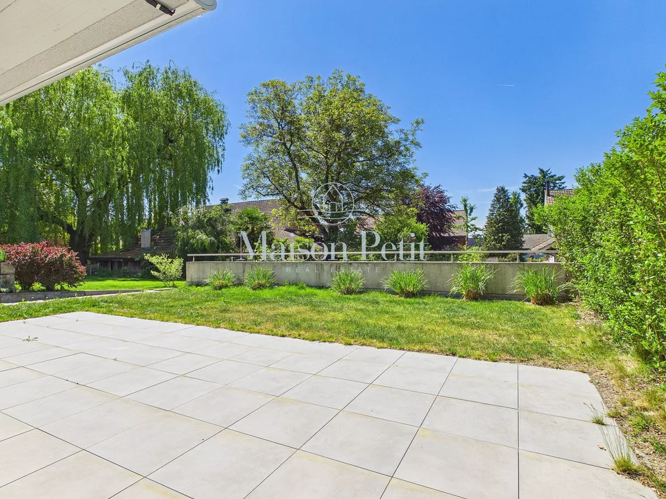 Dove l'estate si sente a casa - appartamento con giardino e paradiso di terrazze, Eglisau