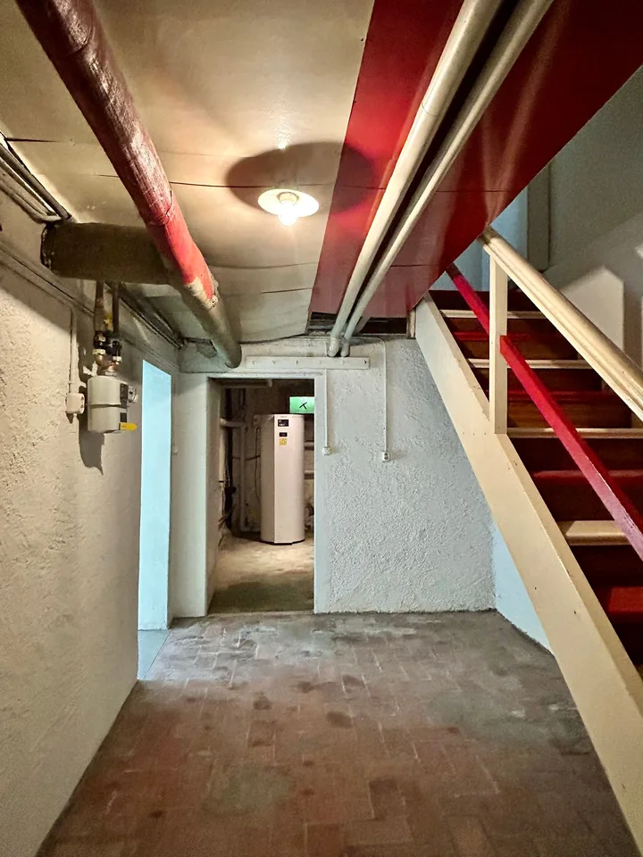 Maison individuelle de 6,5 pièces près de l'arrêt de tram Burgstrasse à Riehen