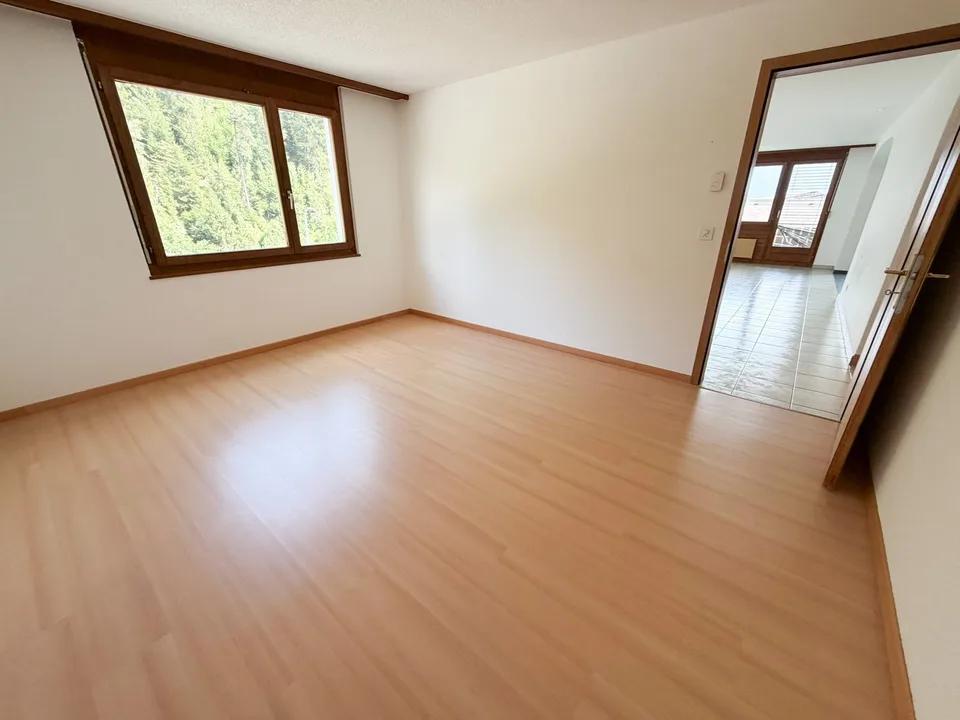 Charming 4.5-room apartment with mountain panorama in Laax
