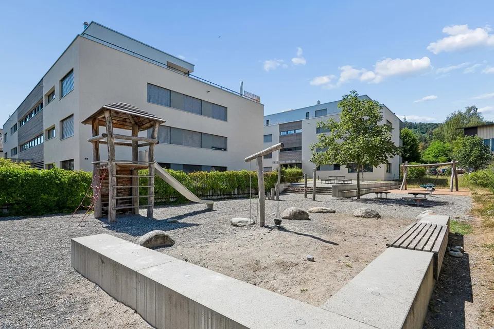 Appartement 4,5 pièces avec balcon à vendre à Birr