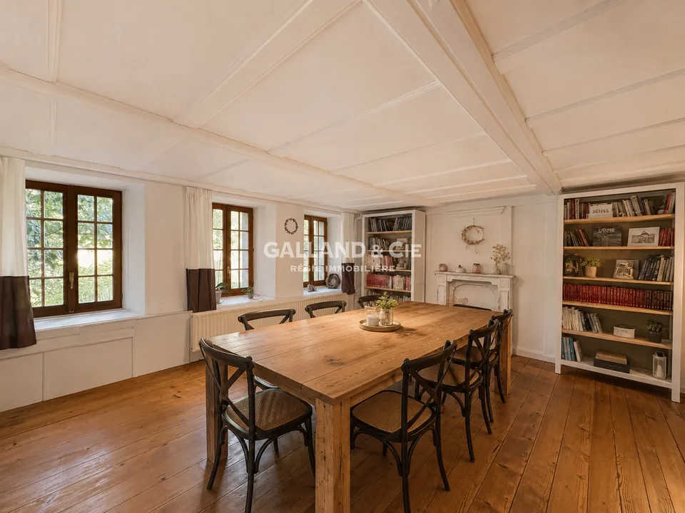 Maison authentique de 2 appartements - À 3 min d'Oron-la-Ville